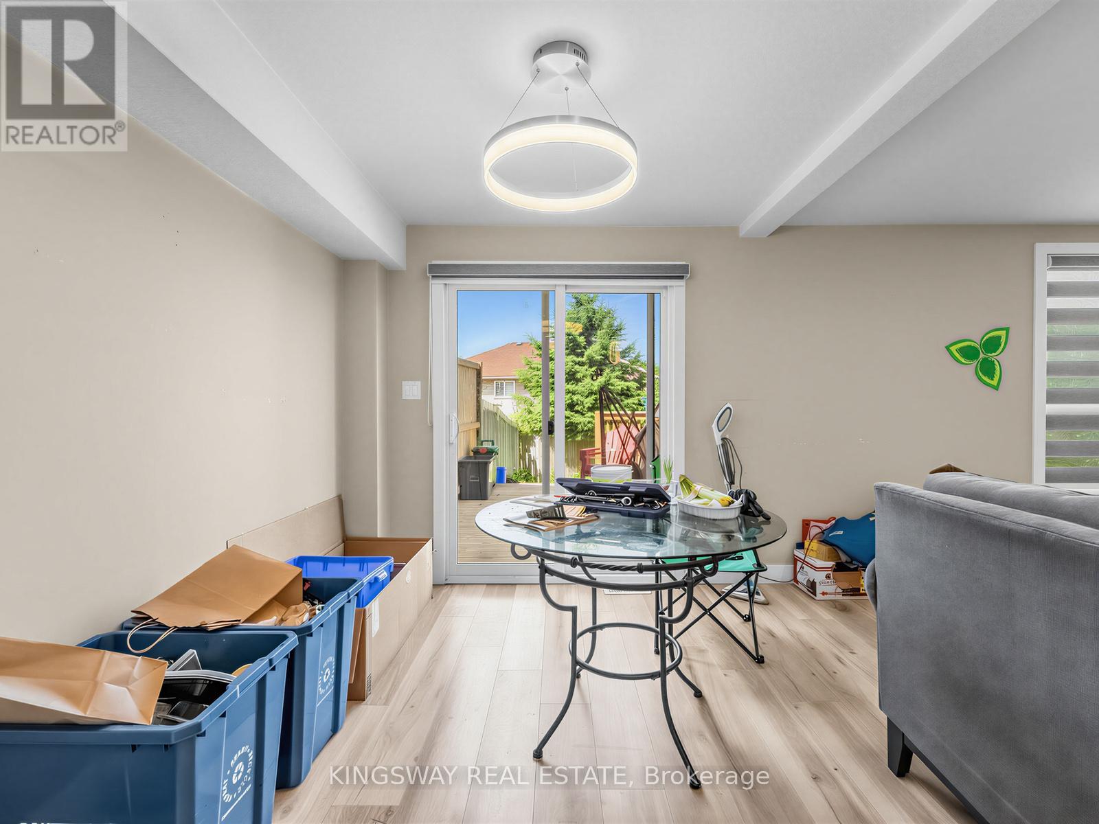 1 HIGHBROOK STREET N