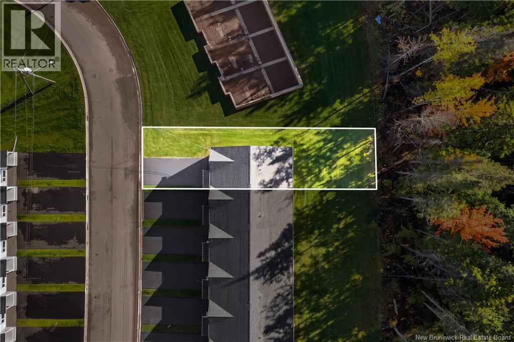227 des Eleves Street