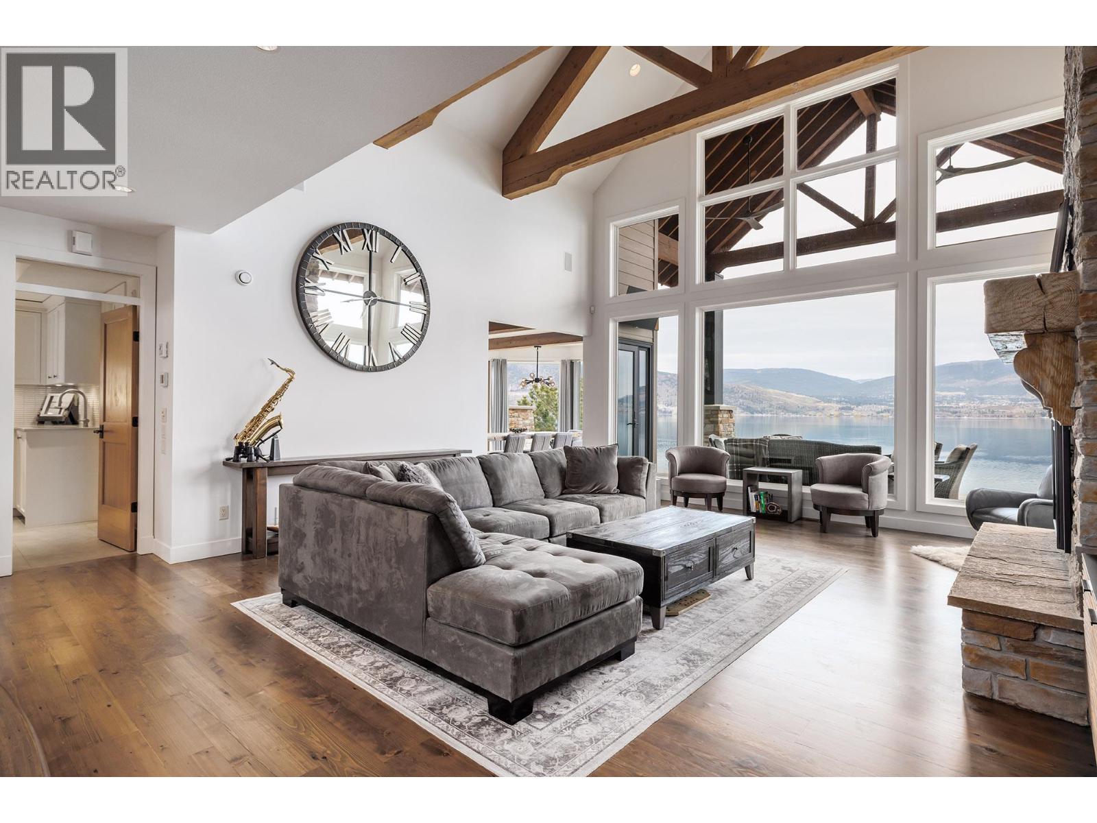 6850 Lakeshore Road