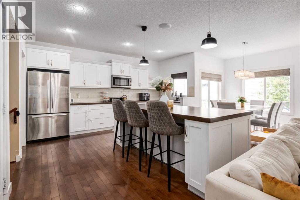 133 Copperleaf Bay SE