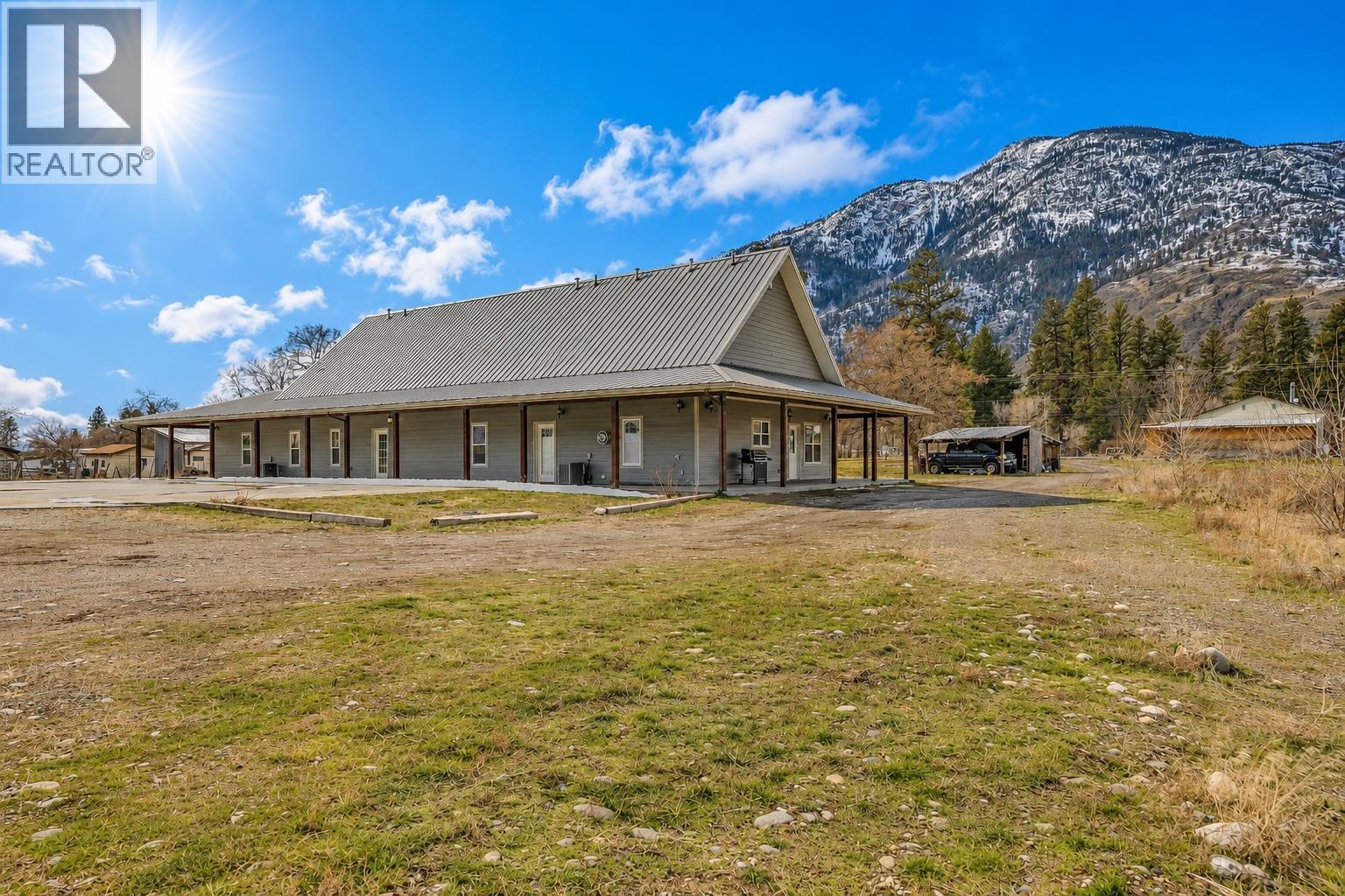 2338 HWY 3