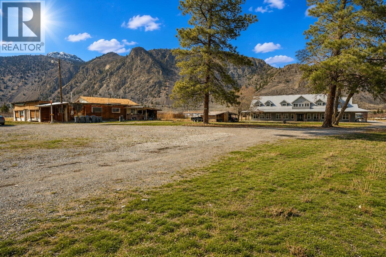 2338 HWY 3