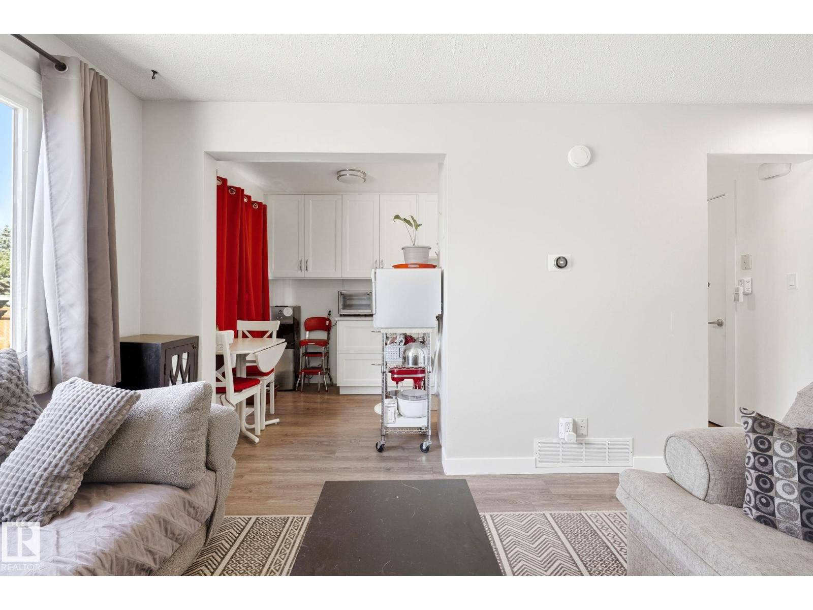 #1 14235 82 ST NW