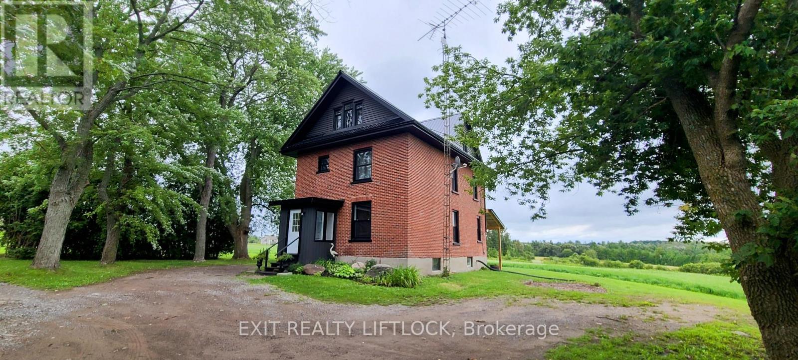 4922 HIGHWAY 7 - Photo 2