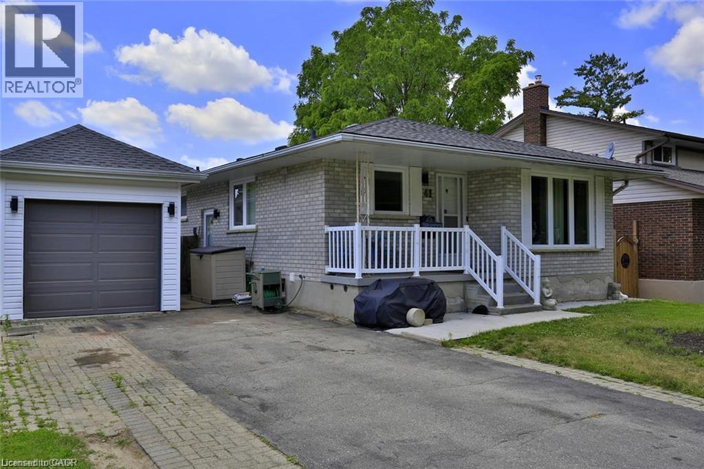 41 GREENOCK Drive Unit# A & B