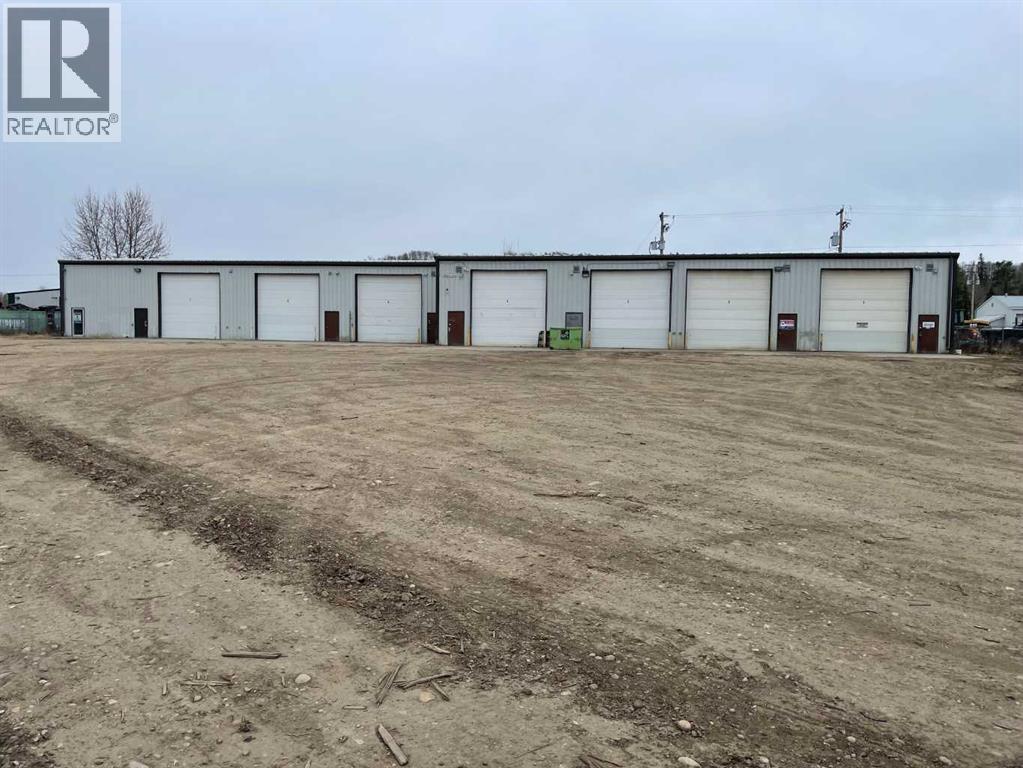 6409 51 AVENUE, WHITECOURT, AB T7S 1N9 - Image 3883384254.jpeg?d=l