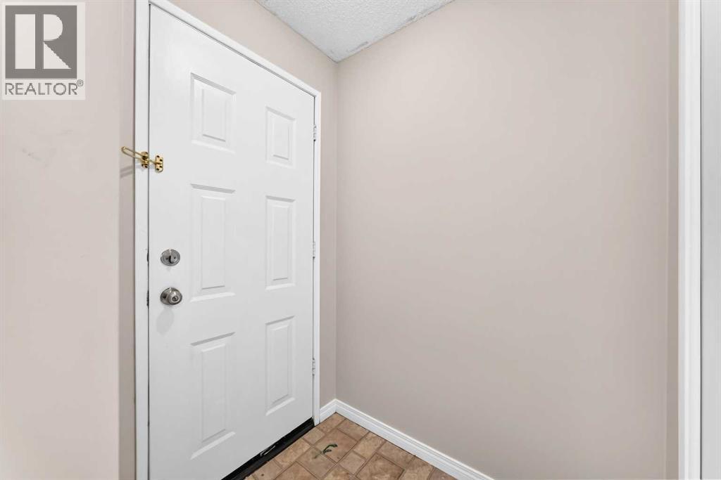 19 Falshire Drive NE