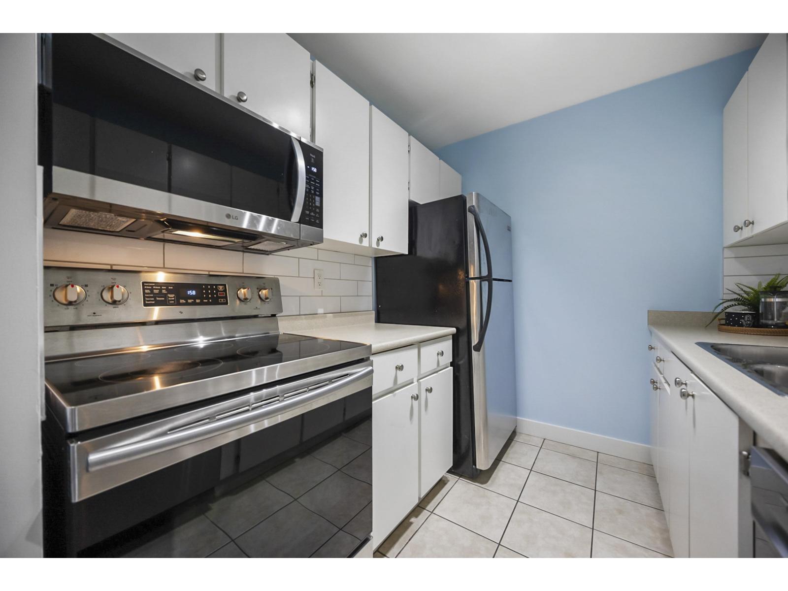 312 5700 200 STREET