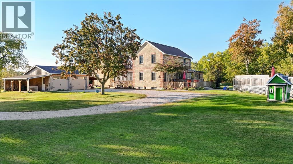 1252 Downie ROAD