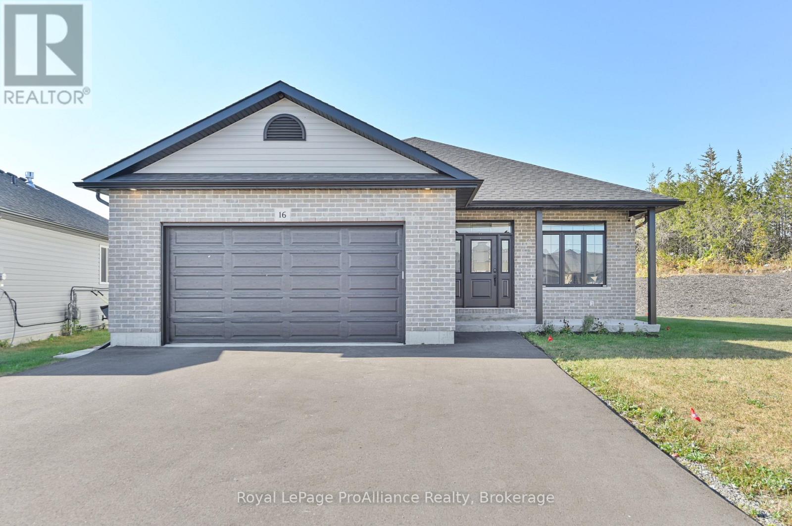 16 LEHTINEN CRESCENT