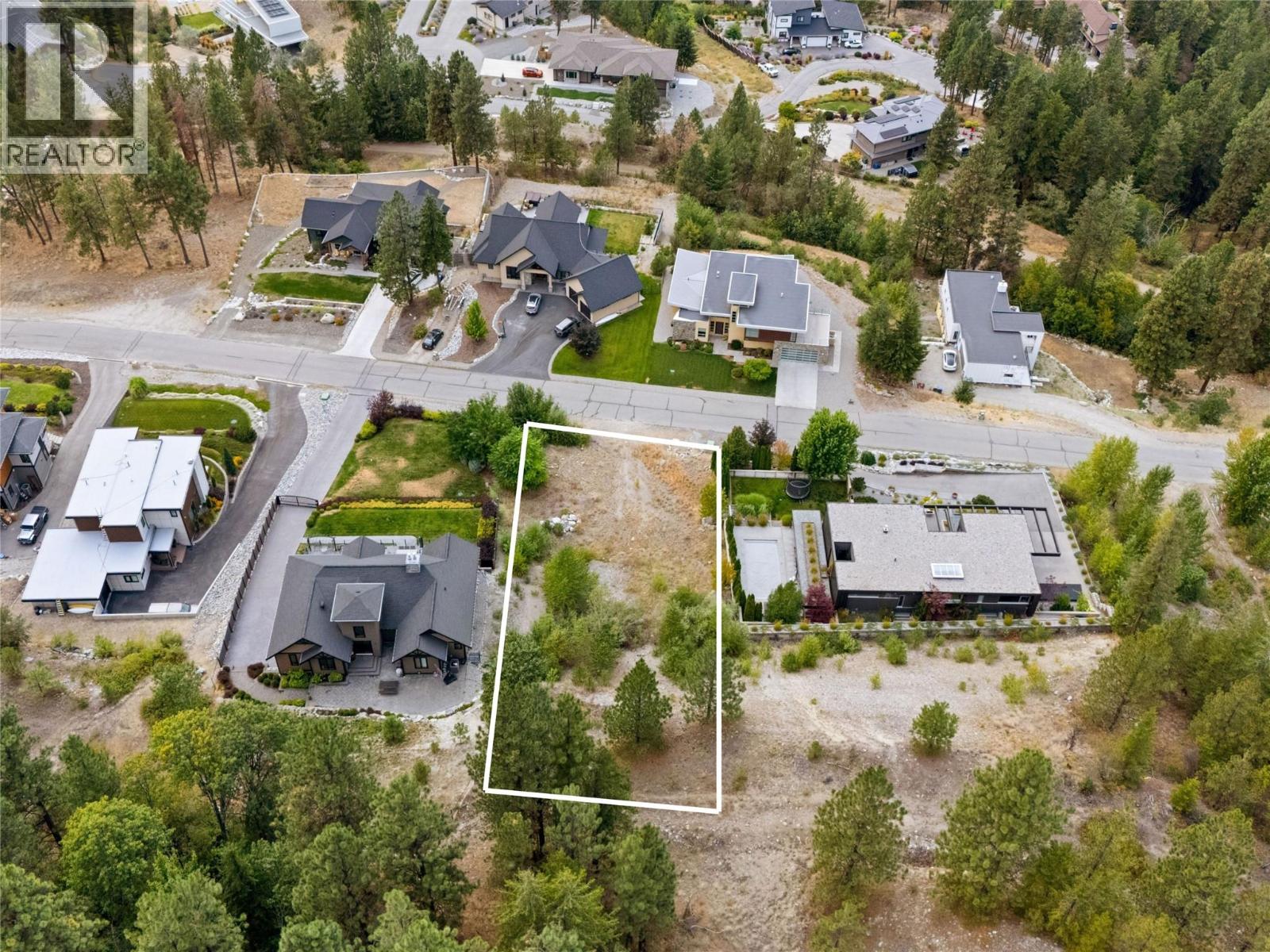 138 FLAGSTONE Rise