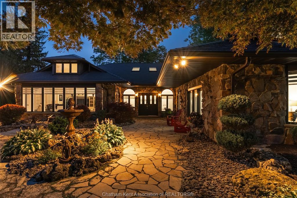 3 Pine Crest ROAD