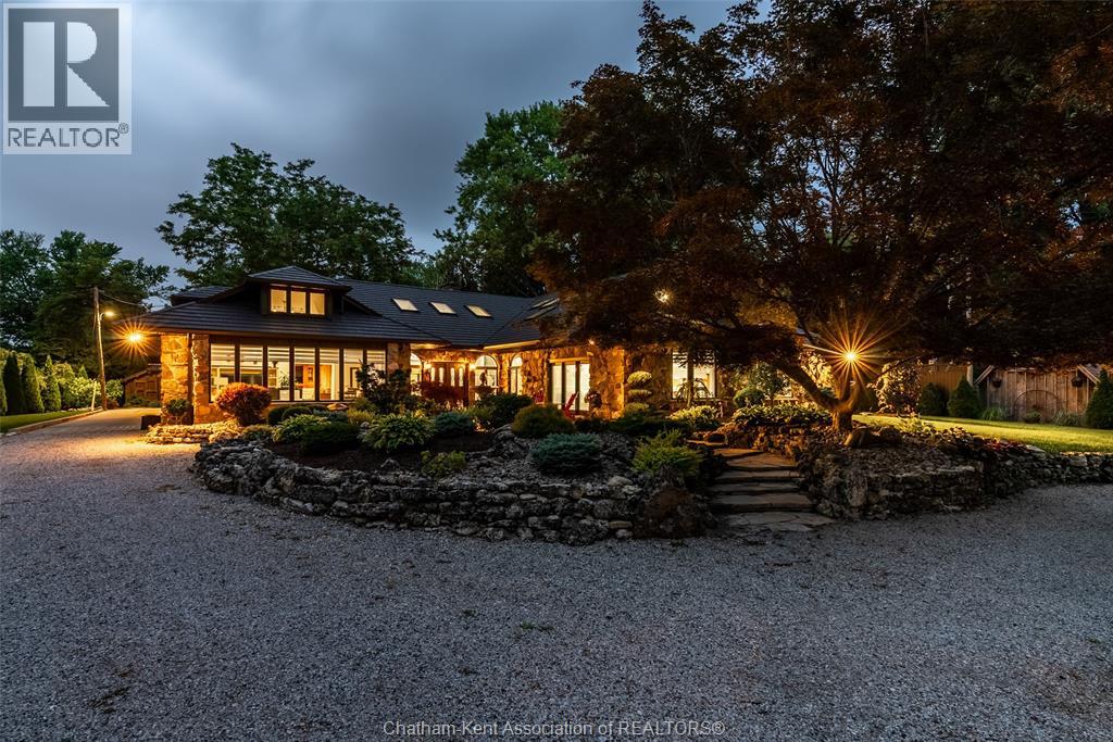 3 Pine Crest ROAD