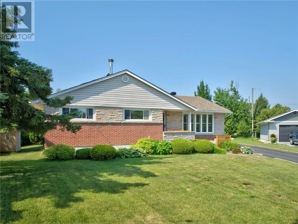 1355 Wedgewood Drive