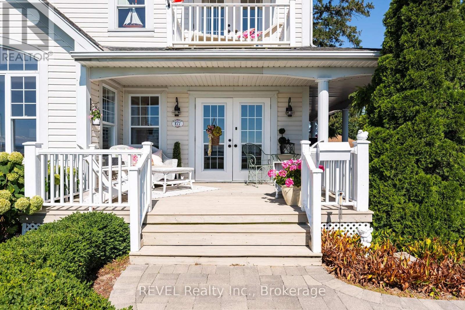 177 LAKESHORE ROAD W