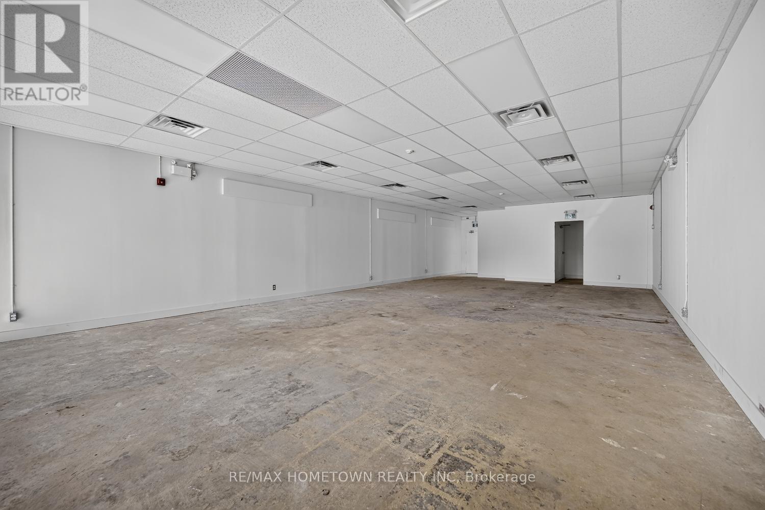 104 - 50 KING STREET E