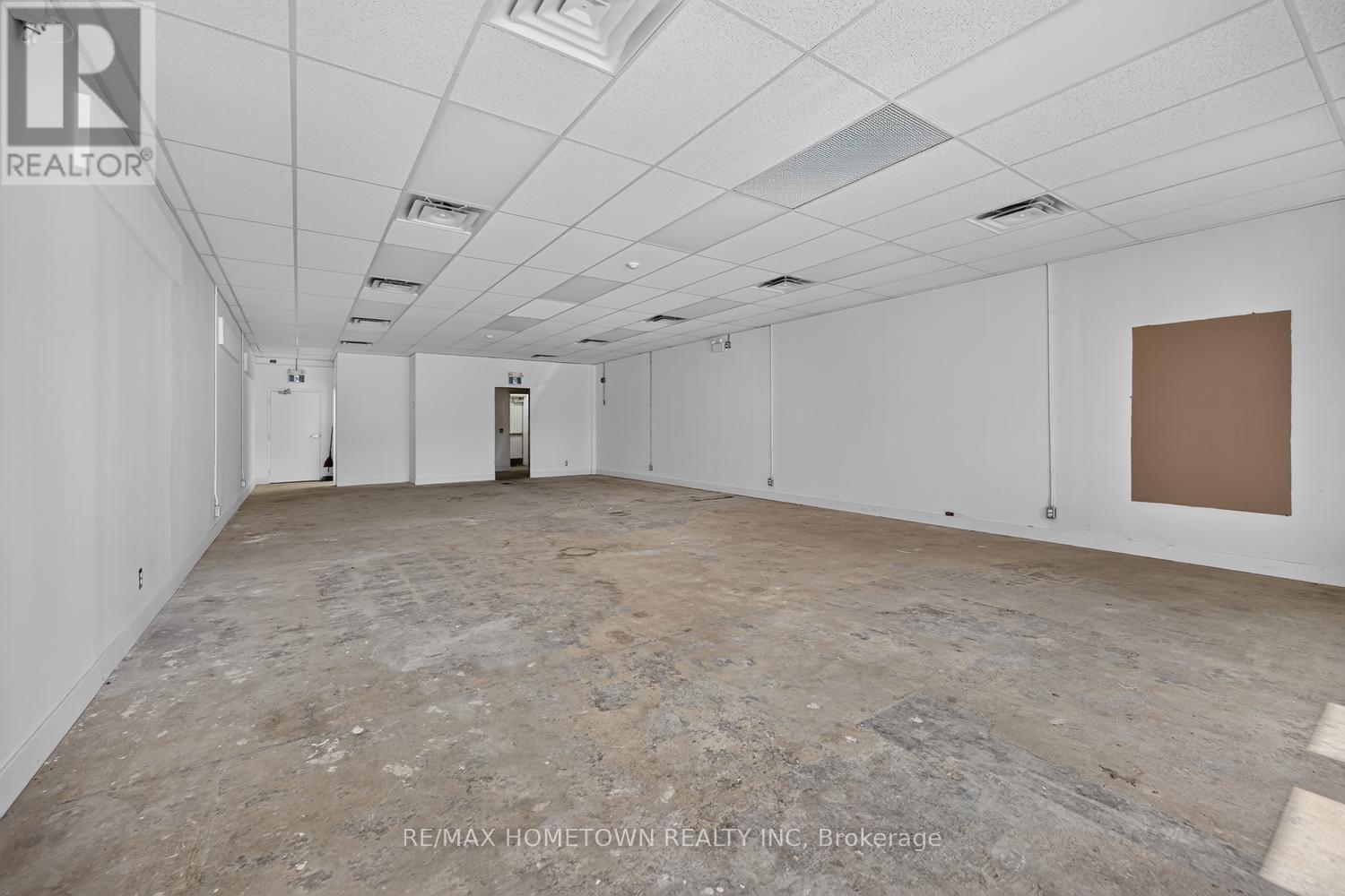 104 - 50 KING STREET E