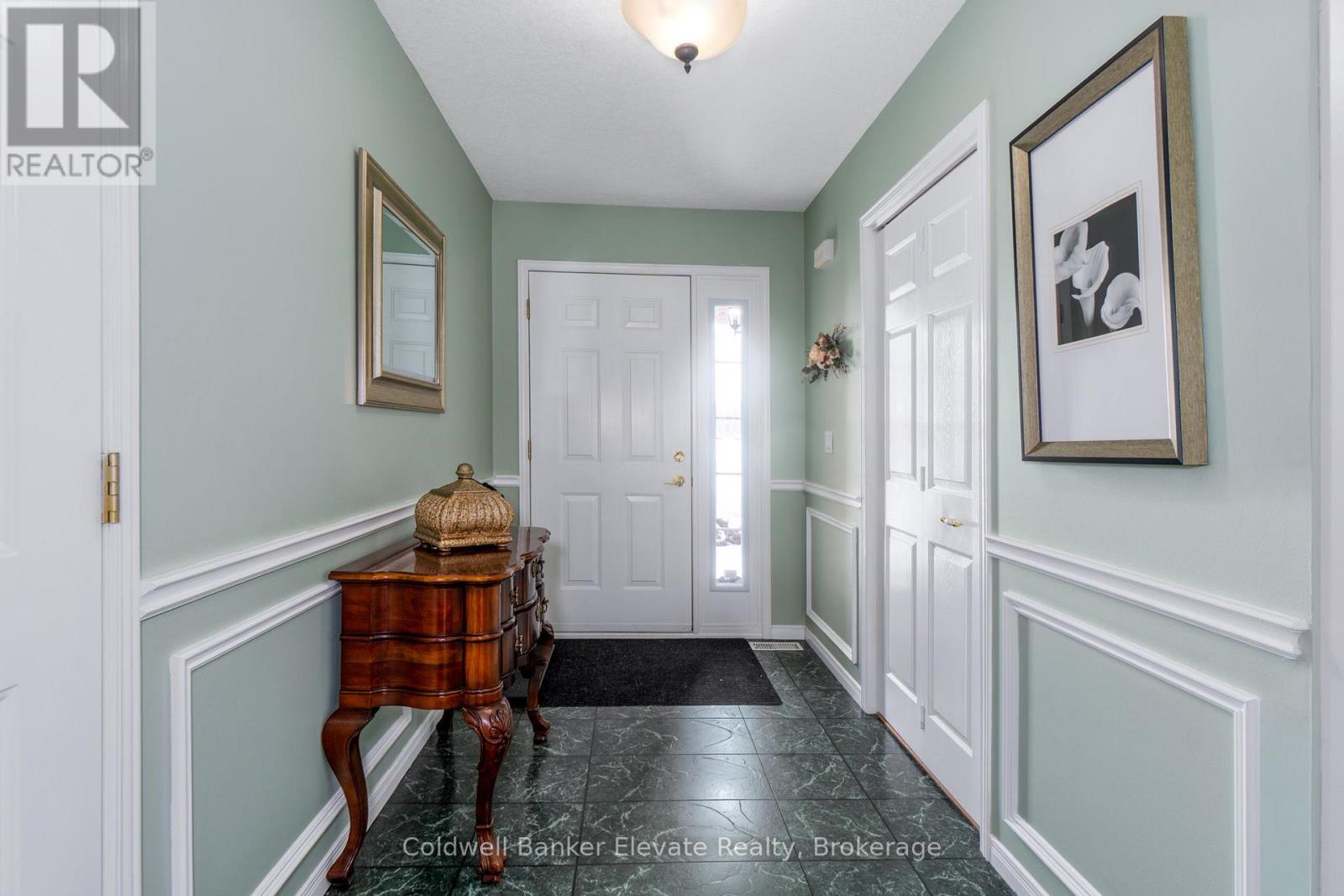 36 - 2705 KINGSWAY DRIVE
