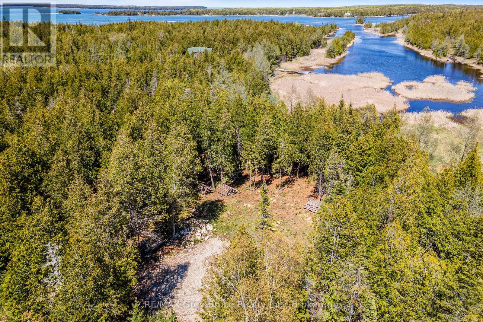 228 COREY CRESCENT