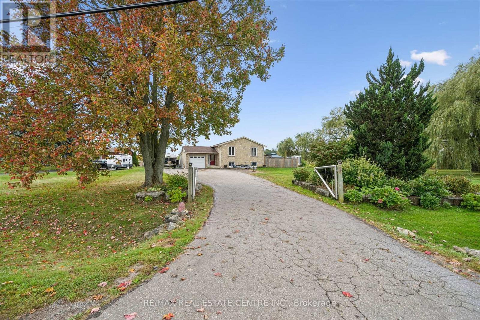 1211 OLD 8 HIGHWAY