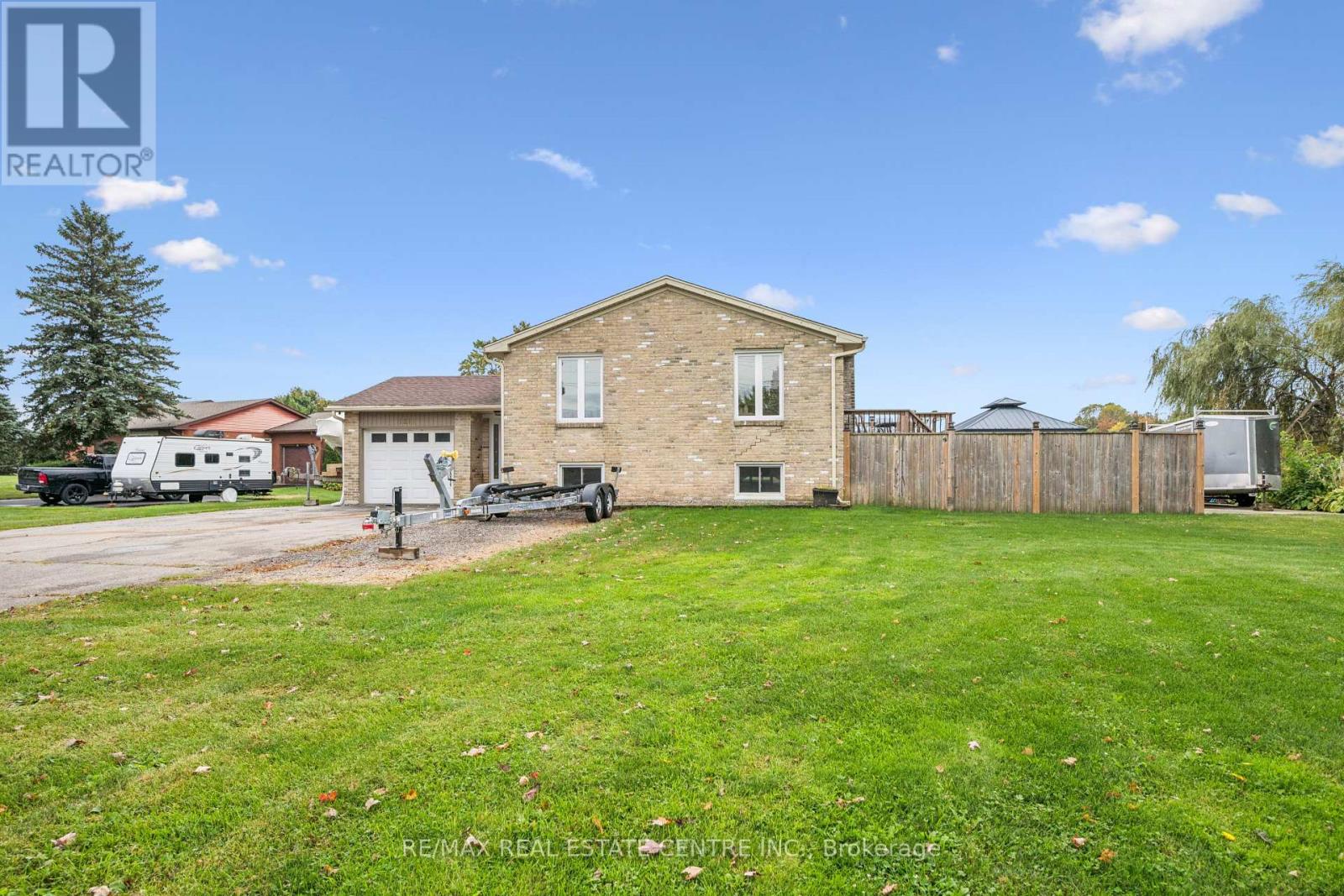1211 OLD 8 HIGHWAY