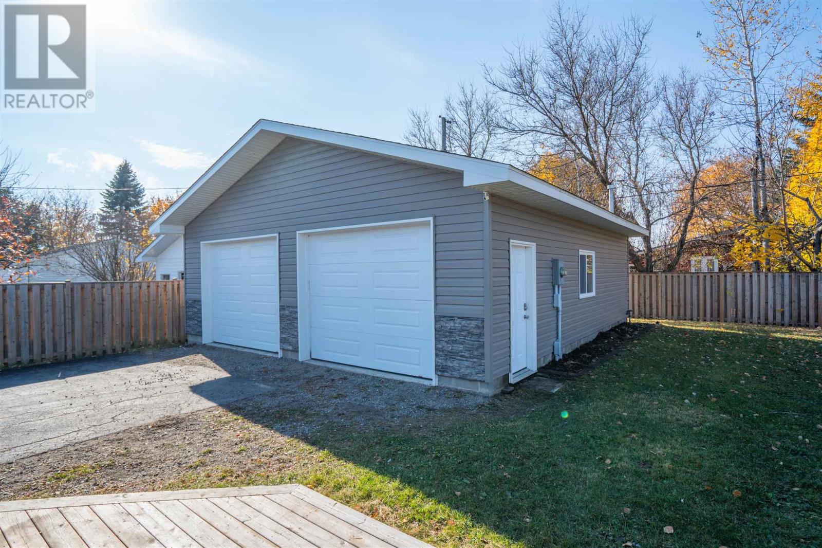 7 East Braemar BAY