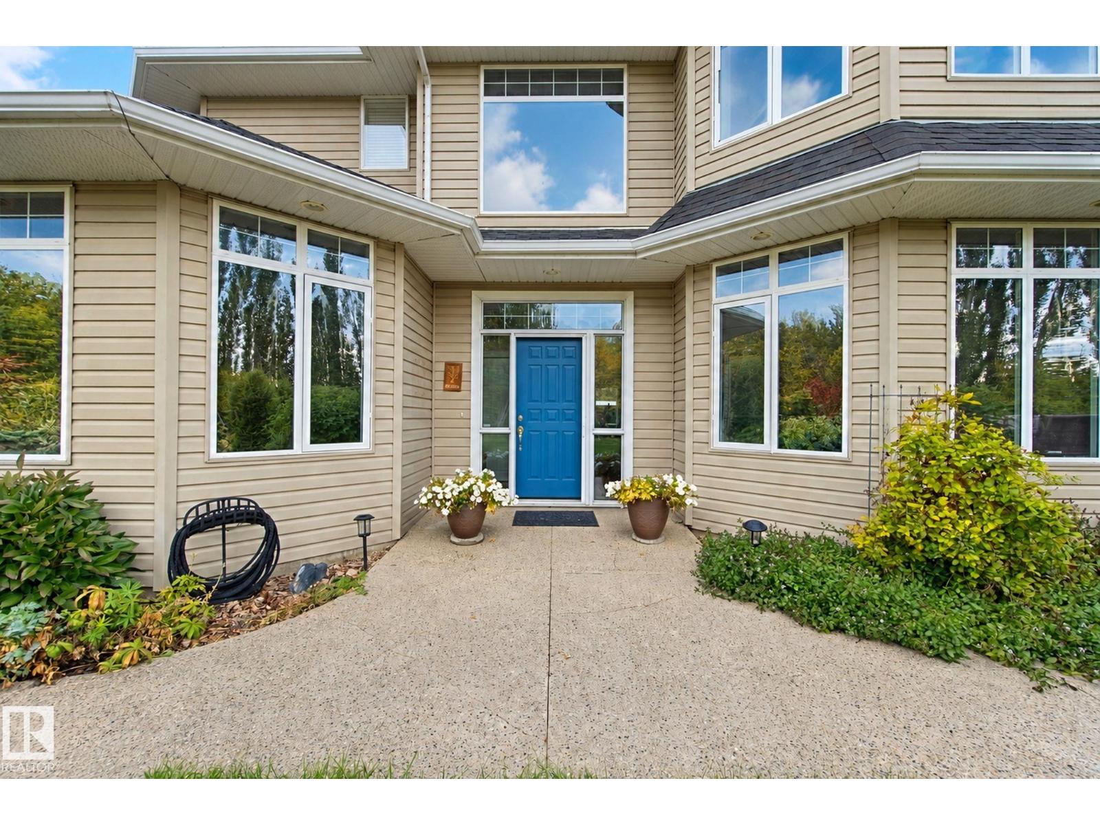 6 ROSENTHAL WY