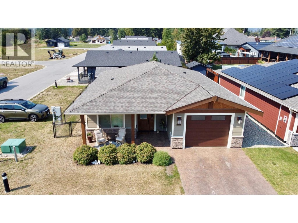 1132 WILLOW ROW, SICAMOUS, BC V0E 2V0 - Image 3479119846.jpeg?d=l