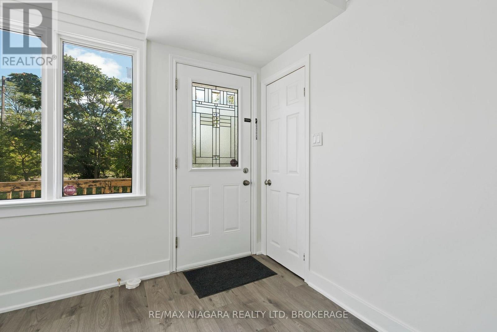 (MAIN LEVEL) - 9 PRINCE STREET