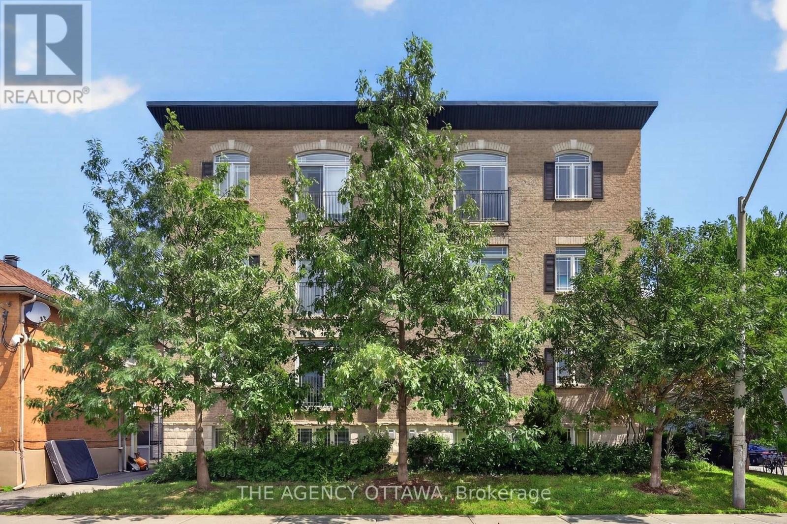 203 - 711 CHURCHILL AVENUE N