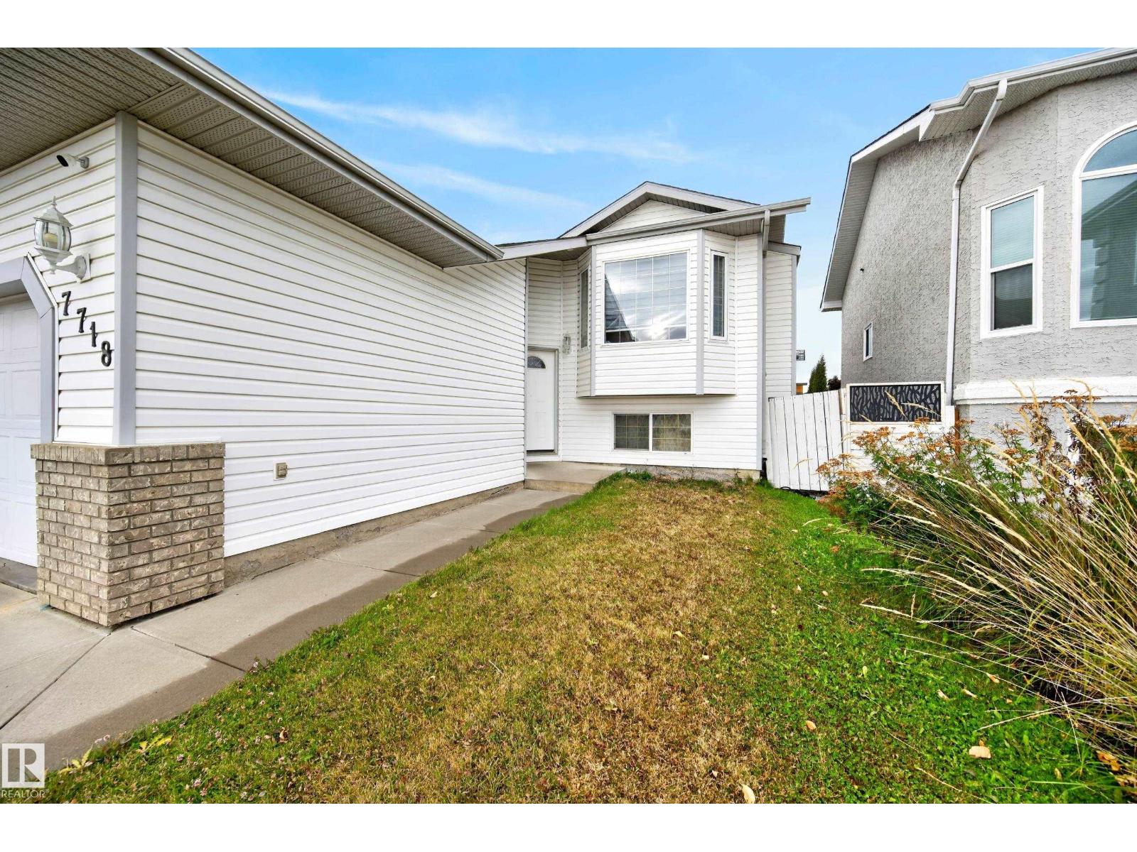 7718 166A AV NW