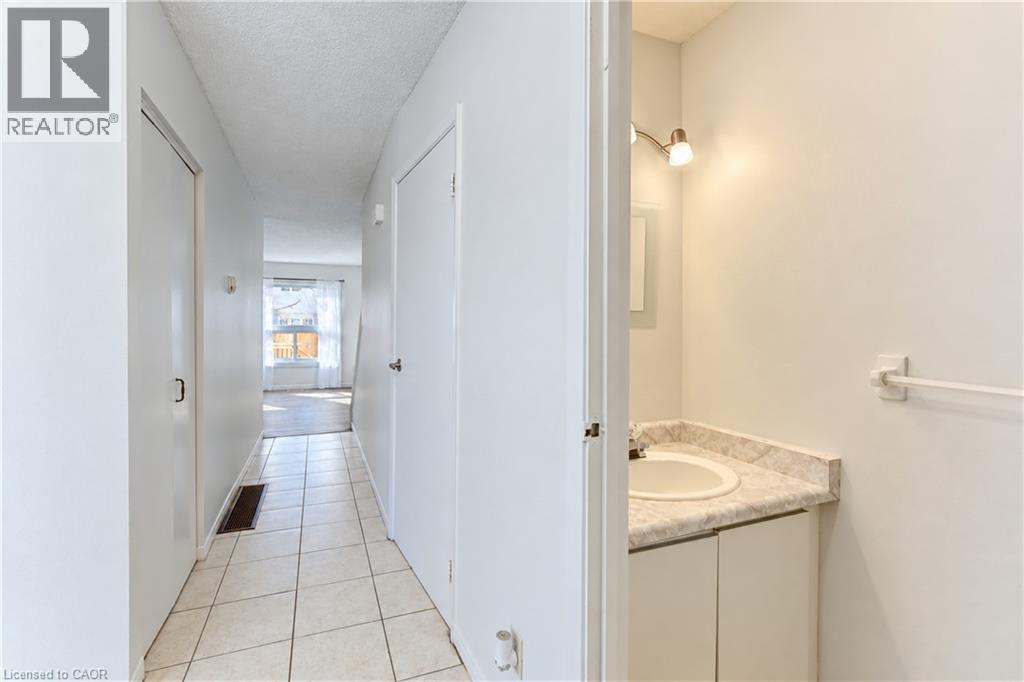1093 NELLIS Street Unit# 9