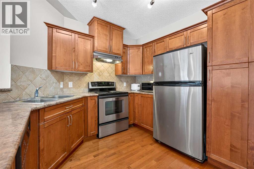 305, 30 Discovery Ridge Close SW