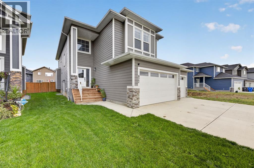 822 MANDALAY BOULEVARD, CARSTAIRS, AB T0M 0N0 - Image 870368223.jpeg?d=l