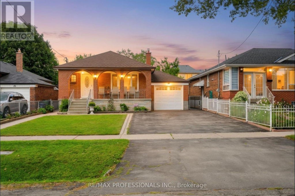 42 WOOLGAR AVENUE, TORONTO (ISLINGTON-CITY CENTRE WEST), ON M8Z 4Y7 - Image 3363281292.jpeg?d=l