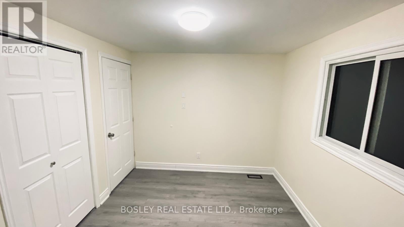 508 PINETREE CRESCENT