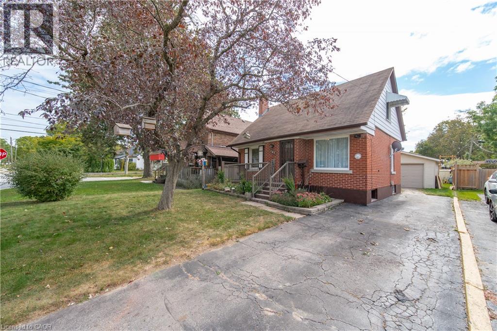 147 GLEN ROAD, KITCHENER, ON N2M 3G3 - Image 787466150.jpeg?d=l