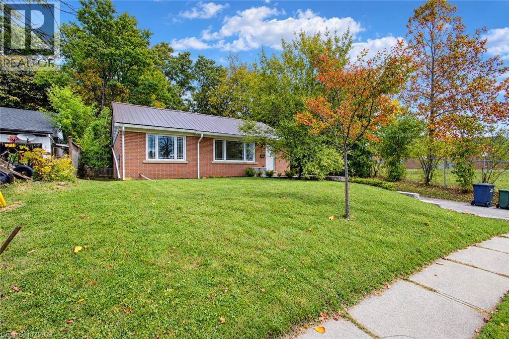 15 DUMBARTON STREET, GUELPH, ON N1E 3T4 - Image 2289520040.jpeg?d=l