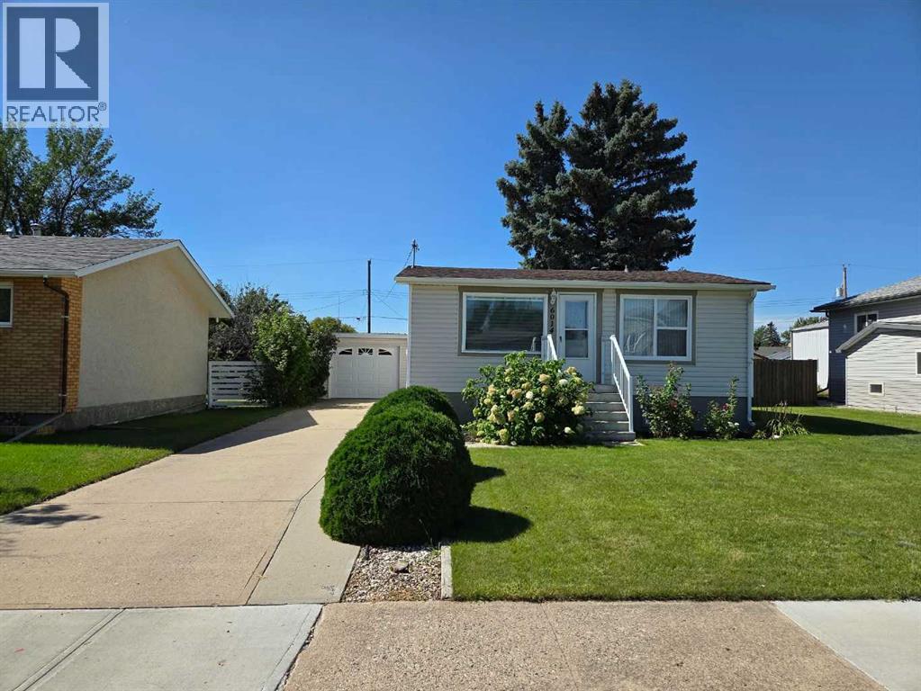 6014 52 STREET, TABER, AB T1G 1K4 - Image 2444863178.jpeg?d=l