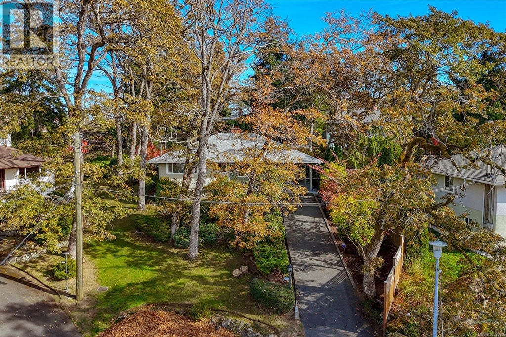 1287 FILMER ROAD, SAANICH, BC V8P 1W5 - Image 2271236043.jpeg?d=l