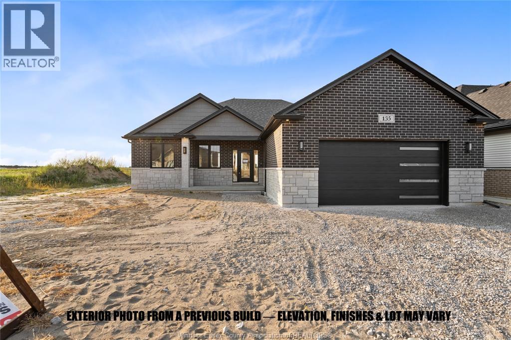43 Bloomington Way