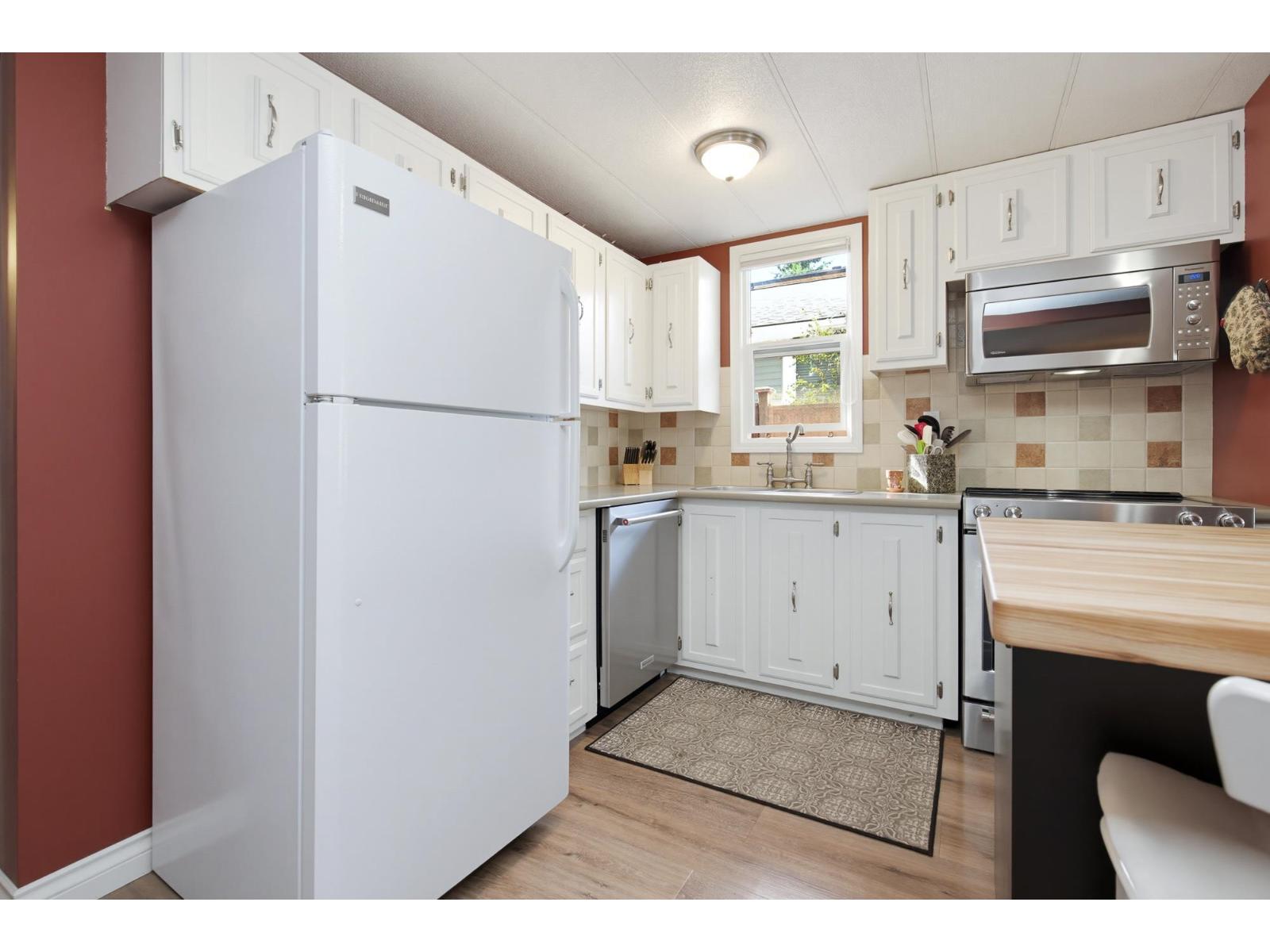 31590 OAKRIDGE CRESCENT