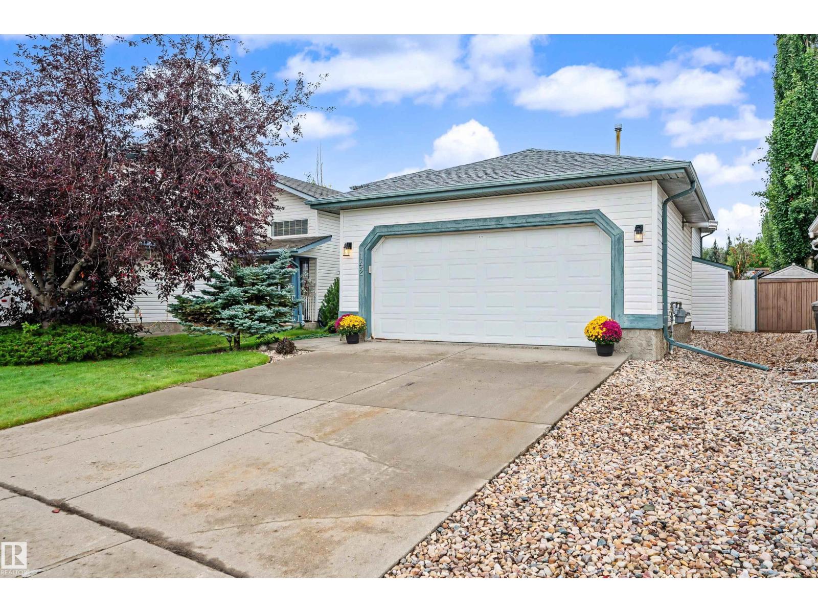 142 Foxboro WY