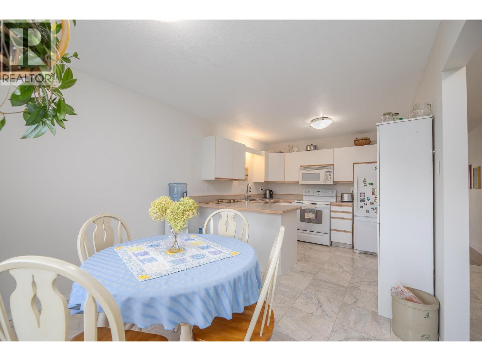 145 REDWING Place Unit# 7