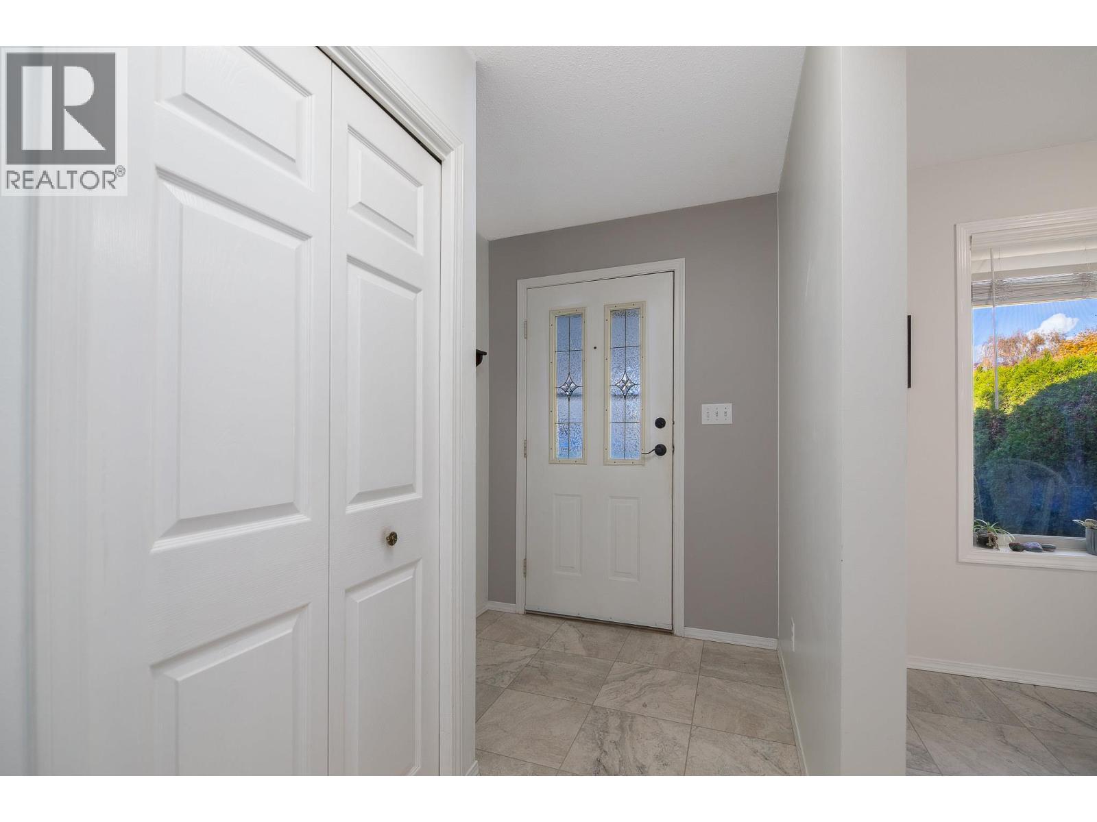 145 REDWING Place Unit# 7