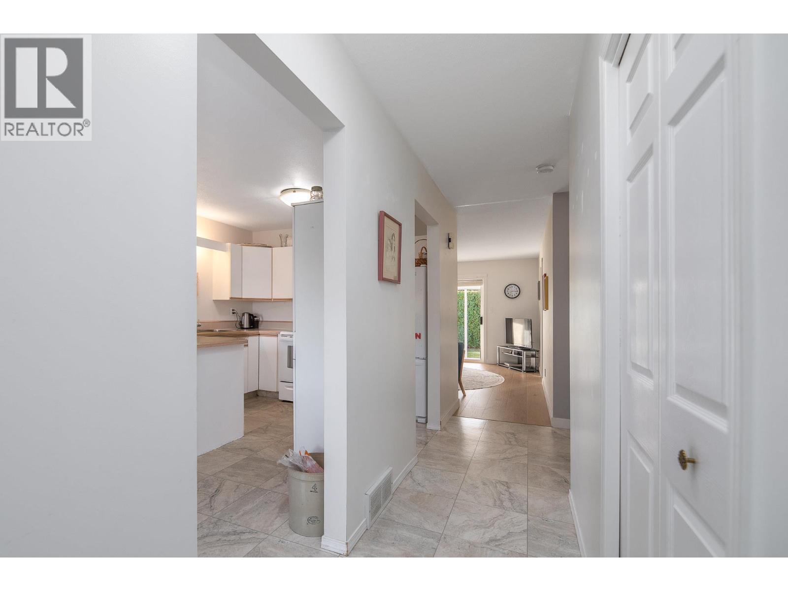 145 REDWING Place Unit# 7