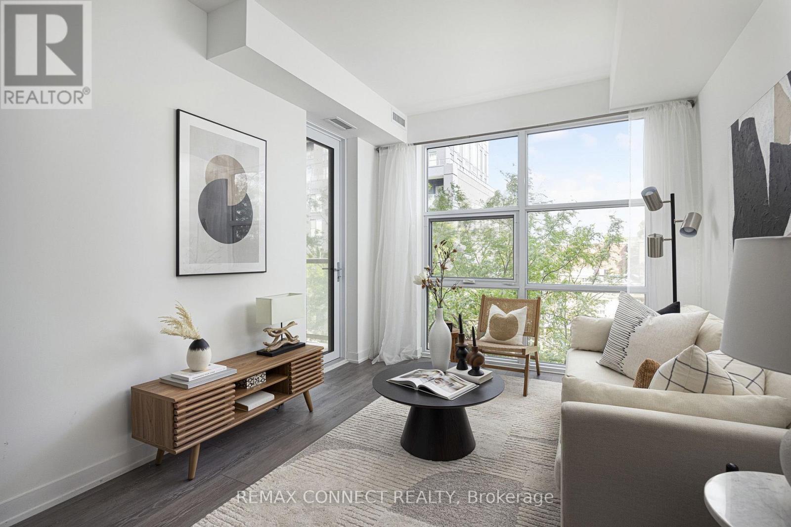 321 - 1787 ST CLAIR AVENUE W