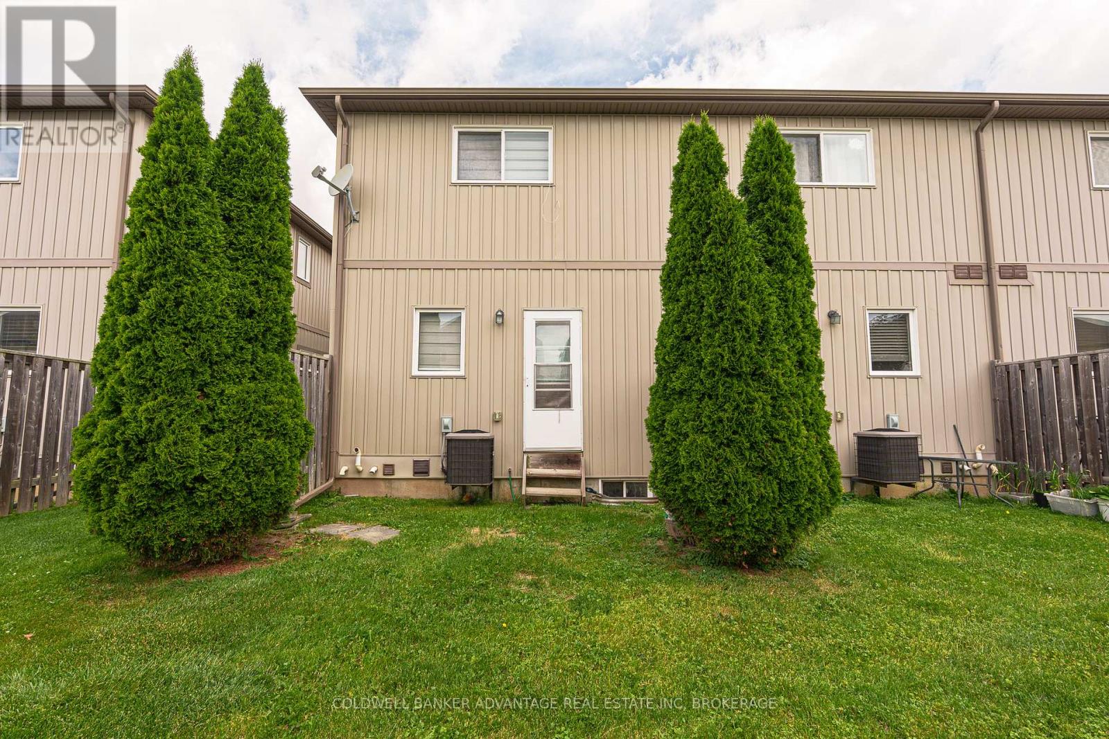8 - 6117 KELSEY CRESCENT