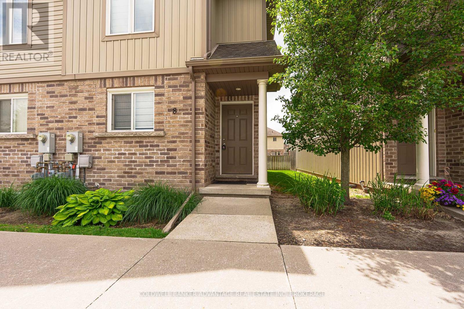 8 - 6117 KELSEY CRESCENT