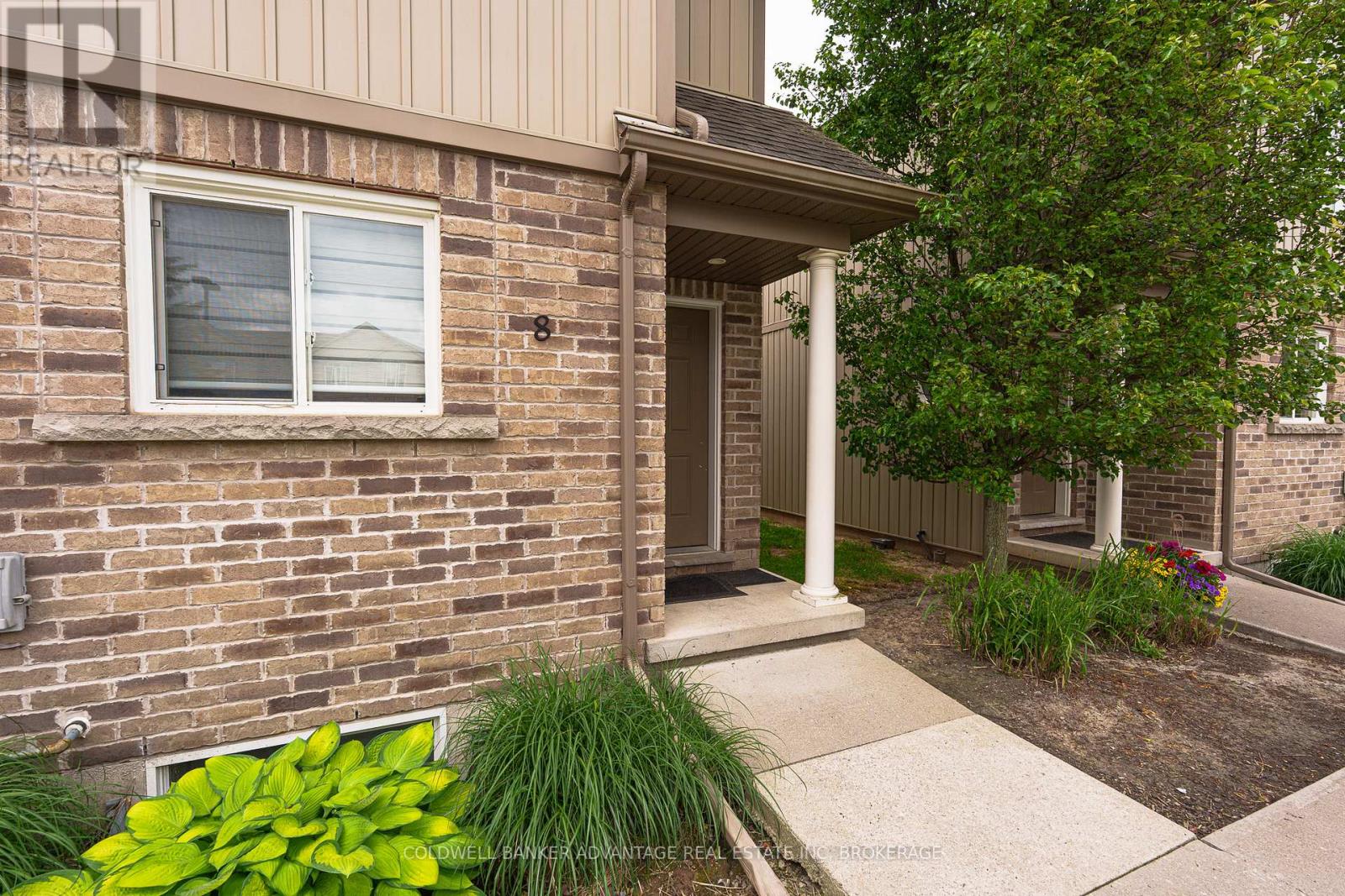 8 - 6117 KELSEY CRESCENT